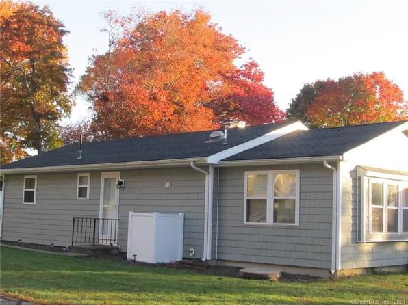 2 Bidwell St, East Lyme, CT 06333