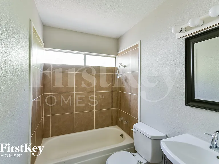 11822 El Sendero St — Photo 11