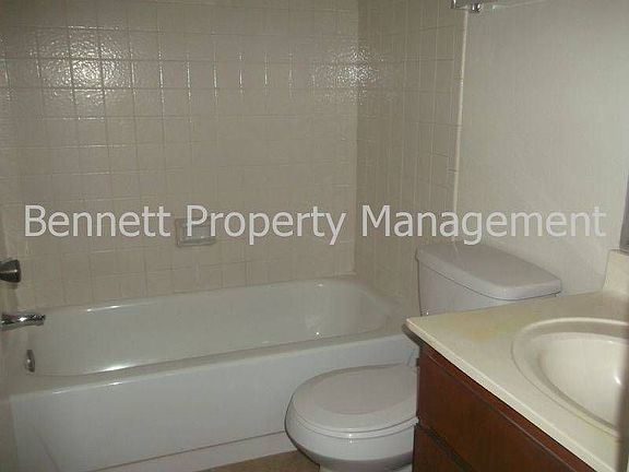 Full bath downstairs