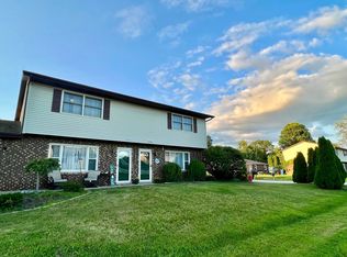 2014 Washington Ave, Chesterton, IN 46304