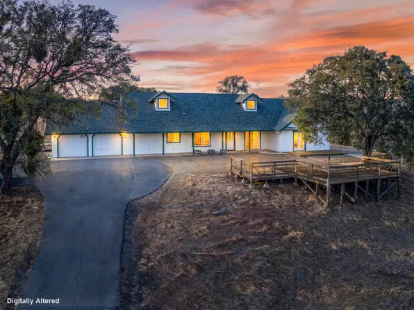 1175 Papoose Dr, Copperopolis, CA 95228