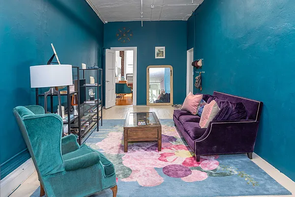 Rented by Douglas Elliman | media 24