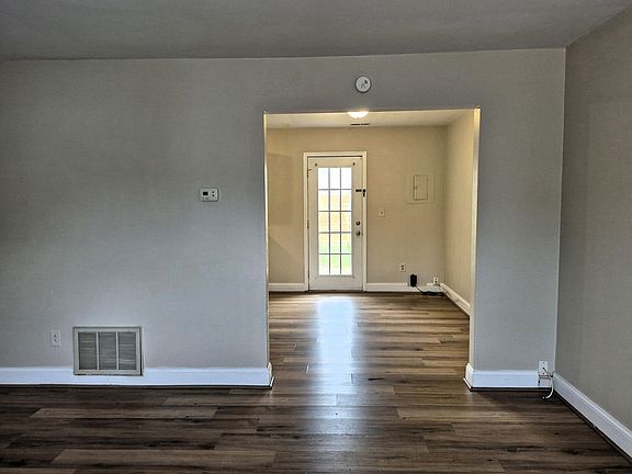 4th image of 1003 Wickford Ct #1