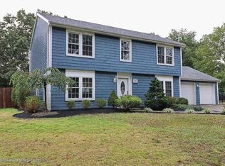 382 Kildare Dr, Toms River, NJ