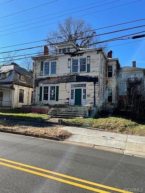 1st image of 130 Jefferson N