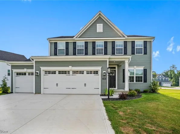 1035 Ashford Ct, Columbia Station, OH 44028
