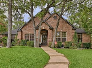 720 Red Oak Smt, Crowley, TX 76036