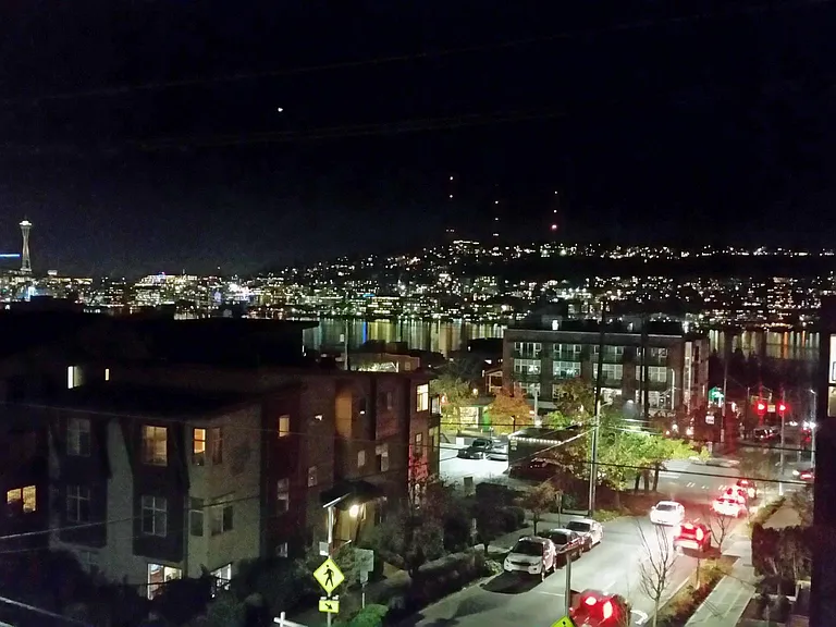 608 E Lynn St #7 — Photo 34