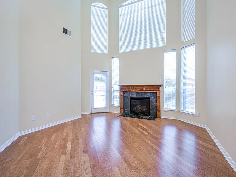 5636 Country View Ln — Photo 16