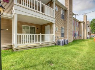 435 E Fairlawn Dr, Urbana, IL 61801