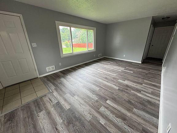 4550 Douglas - 2_06262025