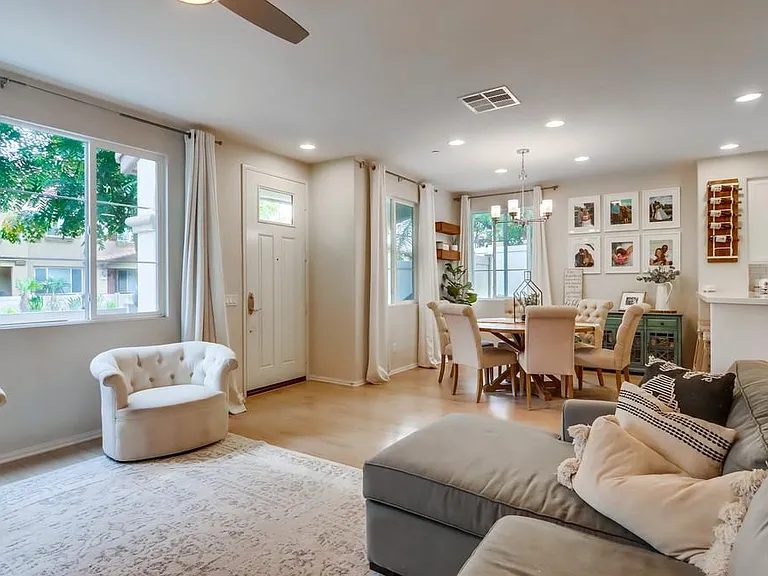 1423 Shearwater St #2 — Photo 5