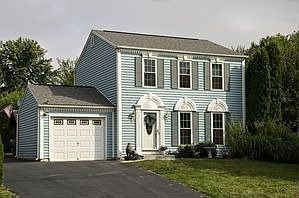 Home for Sale in Mechanicsburg, Pennsylvania $178,500
