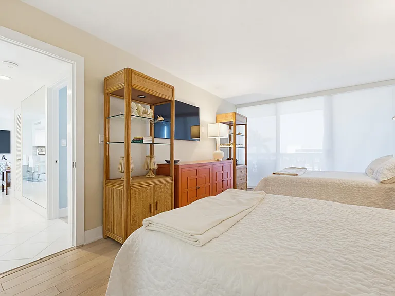 2505 S Ocean Blvd — Photo 23