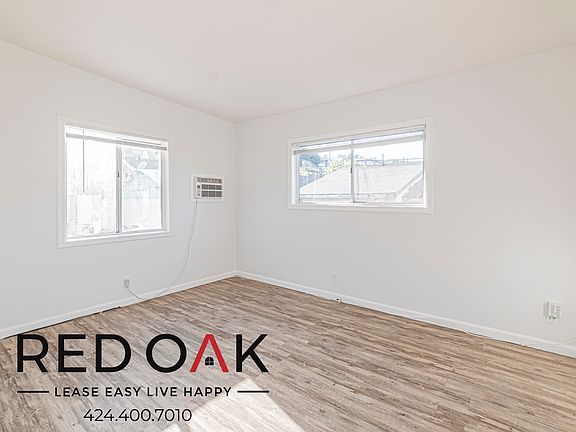 3rd image of 4241 Van Horne Ave #4
