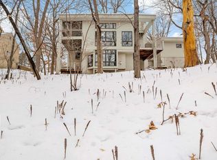 8301 Kingslee Rd, Bloomington, MN 55438