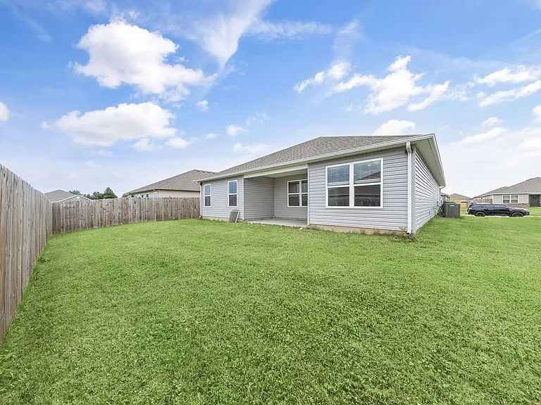 1650 King Rd — Photo 29