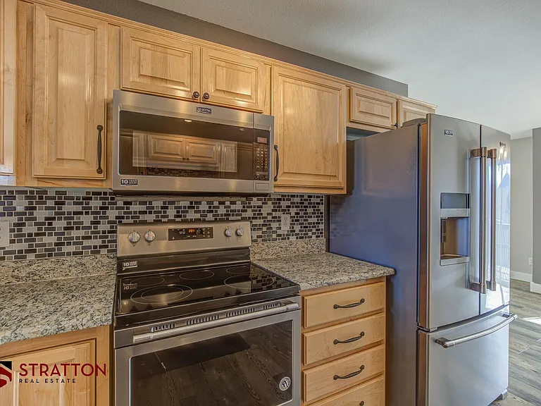 2229 Omaha Trl — Photo 12