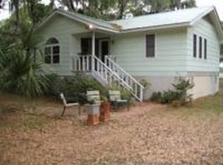6 Pilothouse Dr, Saint Helena Island, SC 29920