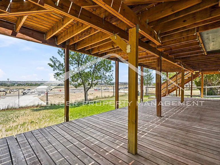 333 Sanders Cir — Photo 24