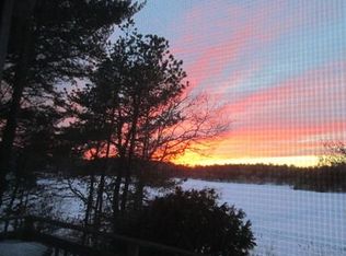 31 Wareham Lake Shore Dr, East Wareham, MA 02538
