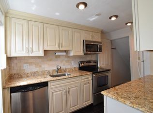 69 Emerson Gardens Rd #69, Lexington, MA 02420