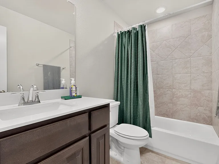 3531 Columbus St — Photo 32