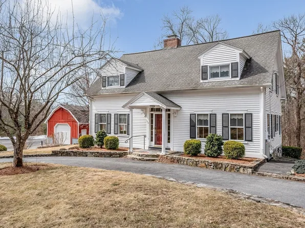 174 Colburn Ave, Dracut, MA 01826
