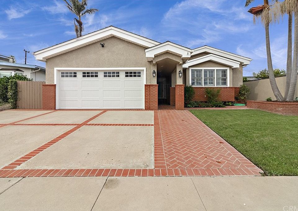 1st image of 735 Catalina Ave