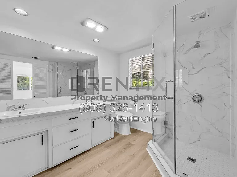 1920 Oakwood Ave — Photo 22