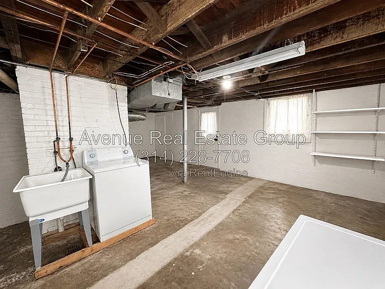 6575 Scanlan Ave — Photo 20
