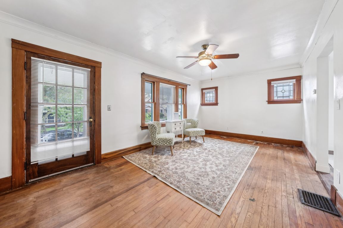 Cedarwood Ter-0905-009.jpg
