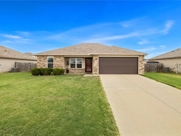 2760 Sebright Ave, Springdale, AR 72764