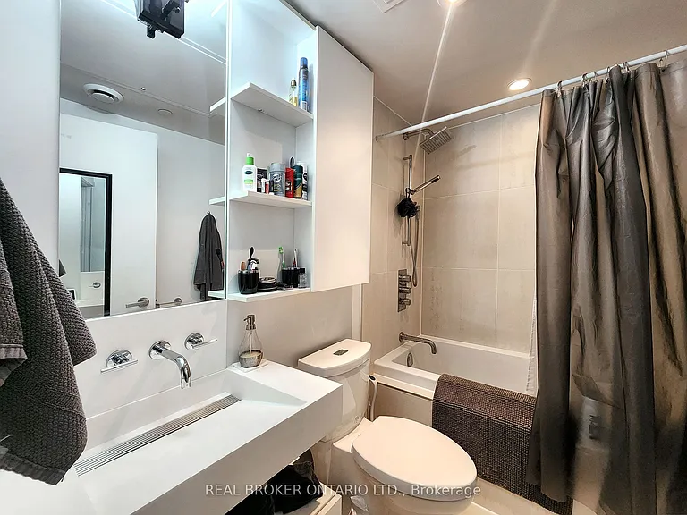 5 Saint Joseph St #2803 — Photo 9