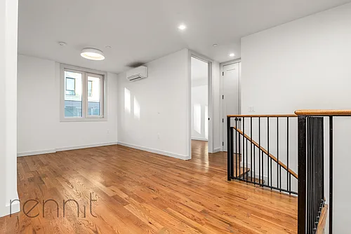 774 Lexington Ave #1A Photo 1