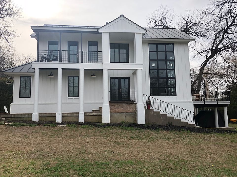 White Rock Modern Farmhouse