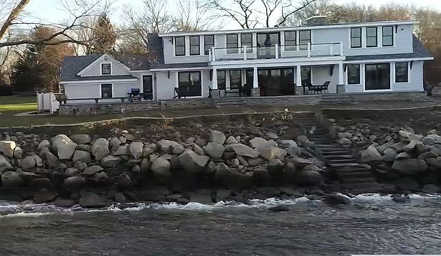 1st image of 120 Bayview Ave