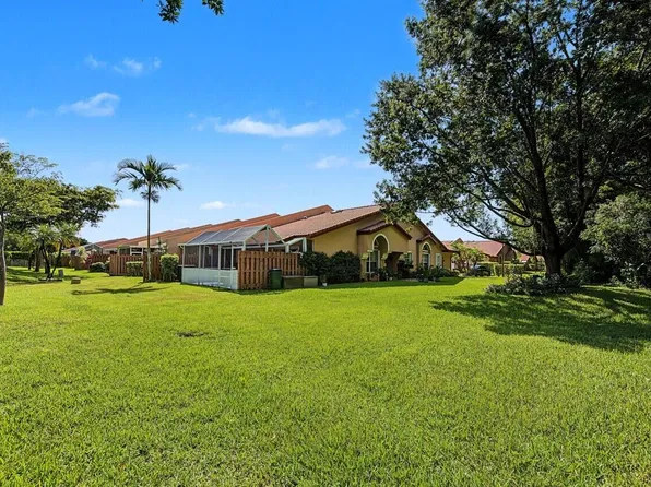 9815 MALVERN Drive, Tamarac, FL 33321