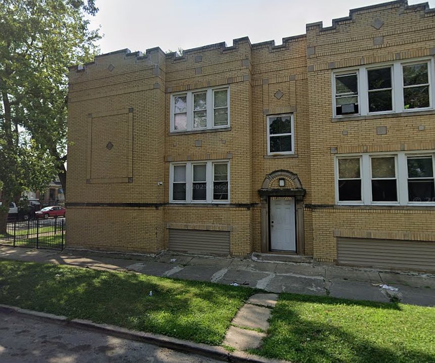 1st image of 2345 W 70th St #1