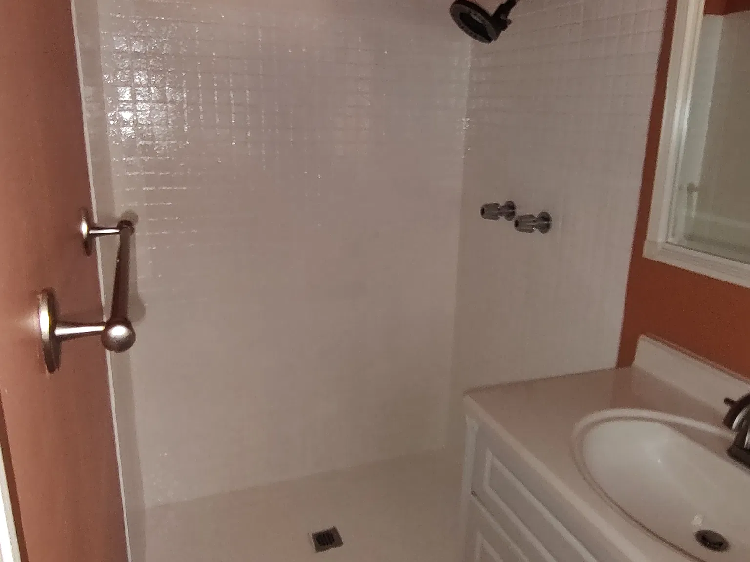 1856 Drexel Lake Dr — Photo 2