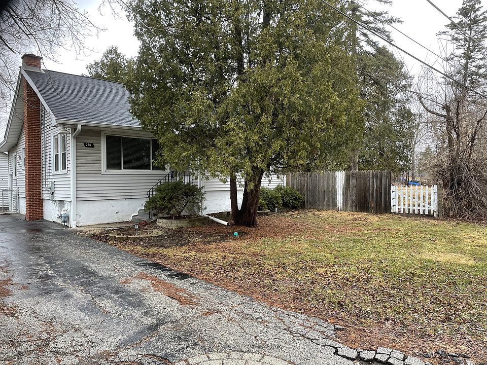 1st image of 1N256 Forest Ave