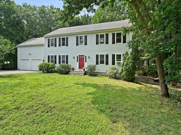 159 Pond St, Weymouth, MA 02190