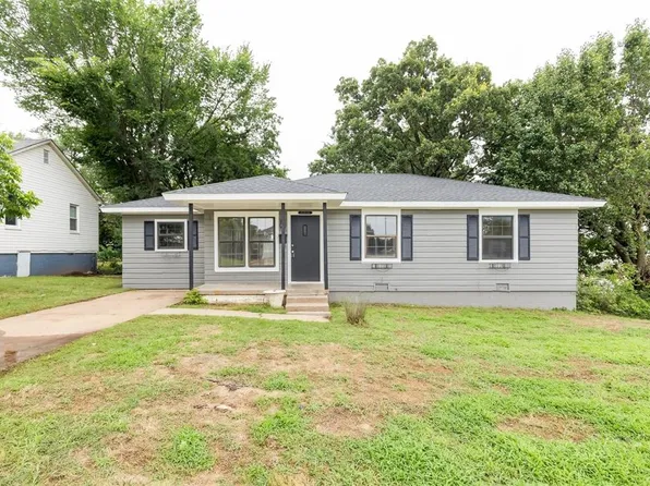 115 E 11th St, Edmond, OK 73034