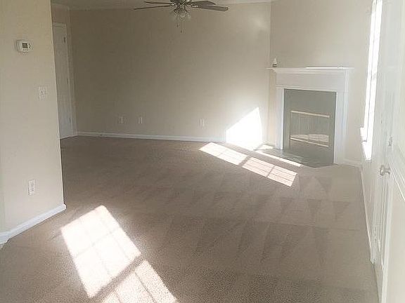 4th image of 2228 Tuley Dr