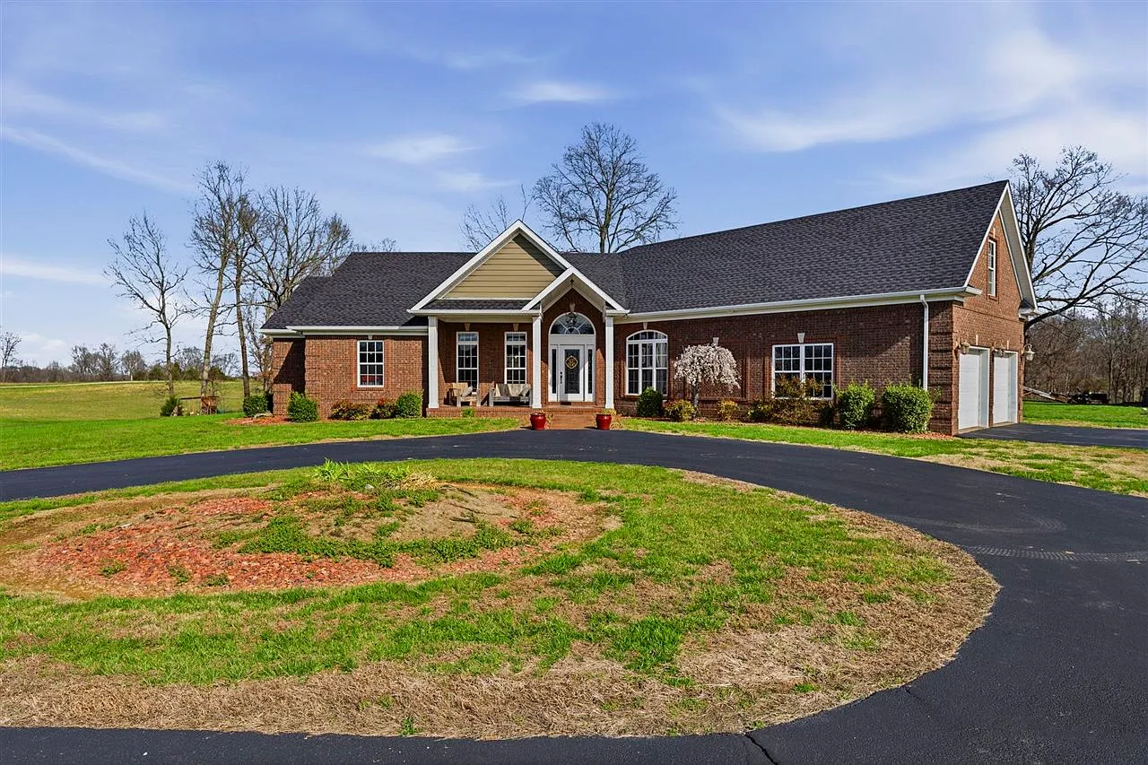 154 Eric Young Rd photo 1
