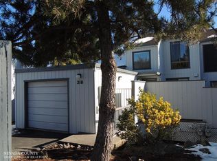 210 Rockwood Dr, Grass Valley, CA 95945