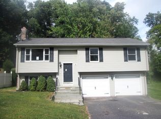 15 Atwood Ln, East Hartford, CT 06108