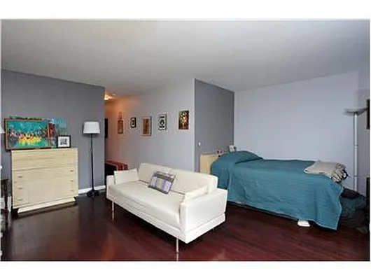 Rented by Douglas Elliman | media 2