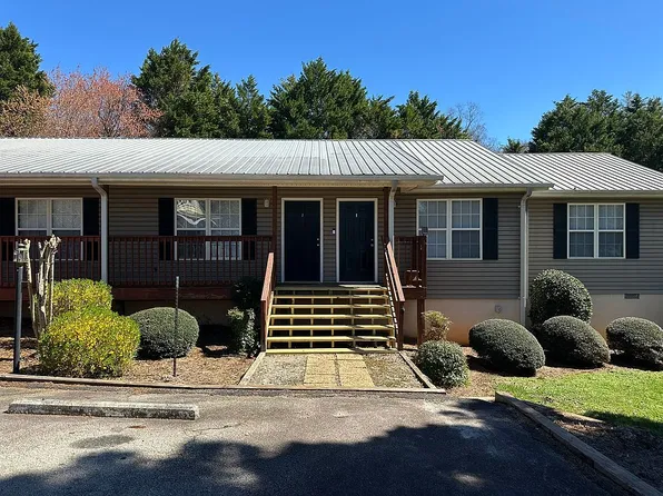 683 Grant St APT J, Clarkesville, GA 30523