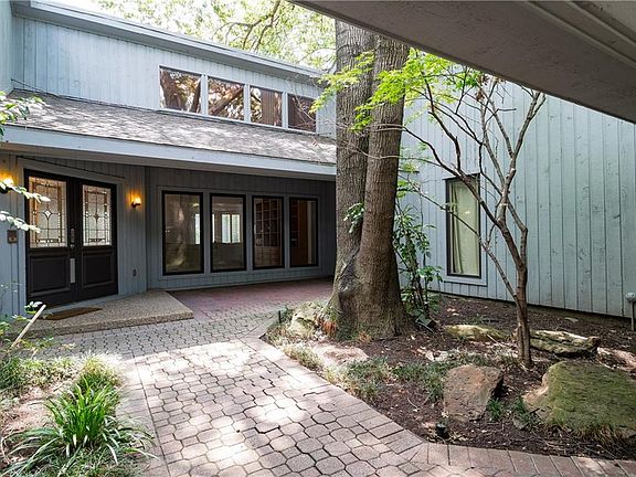 5th image of 6514 Covecreek Pl